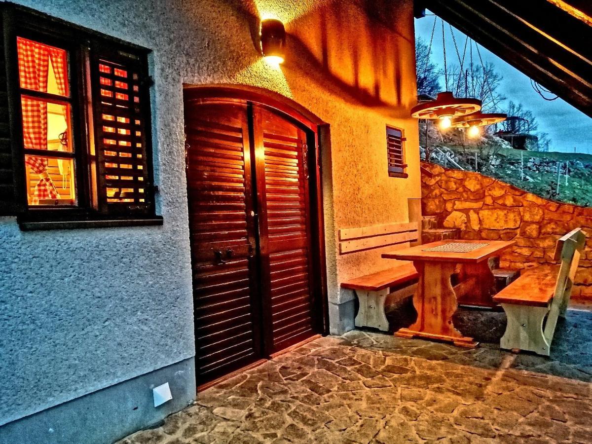Vineyard Cottage Podrzaj Otočec Екстериор снимка