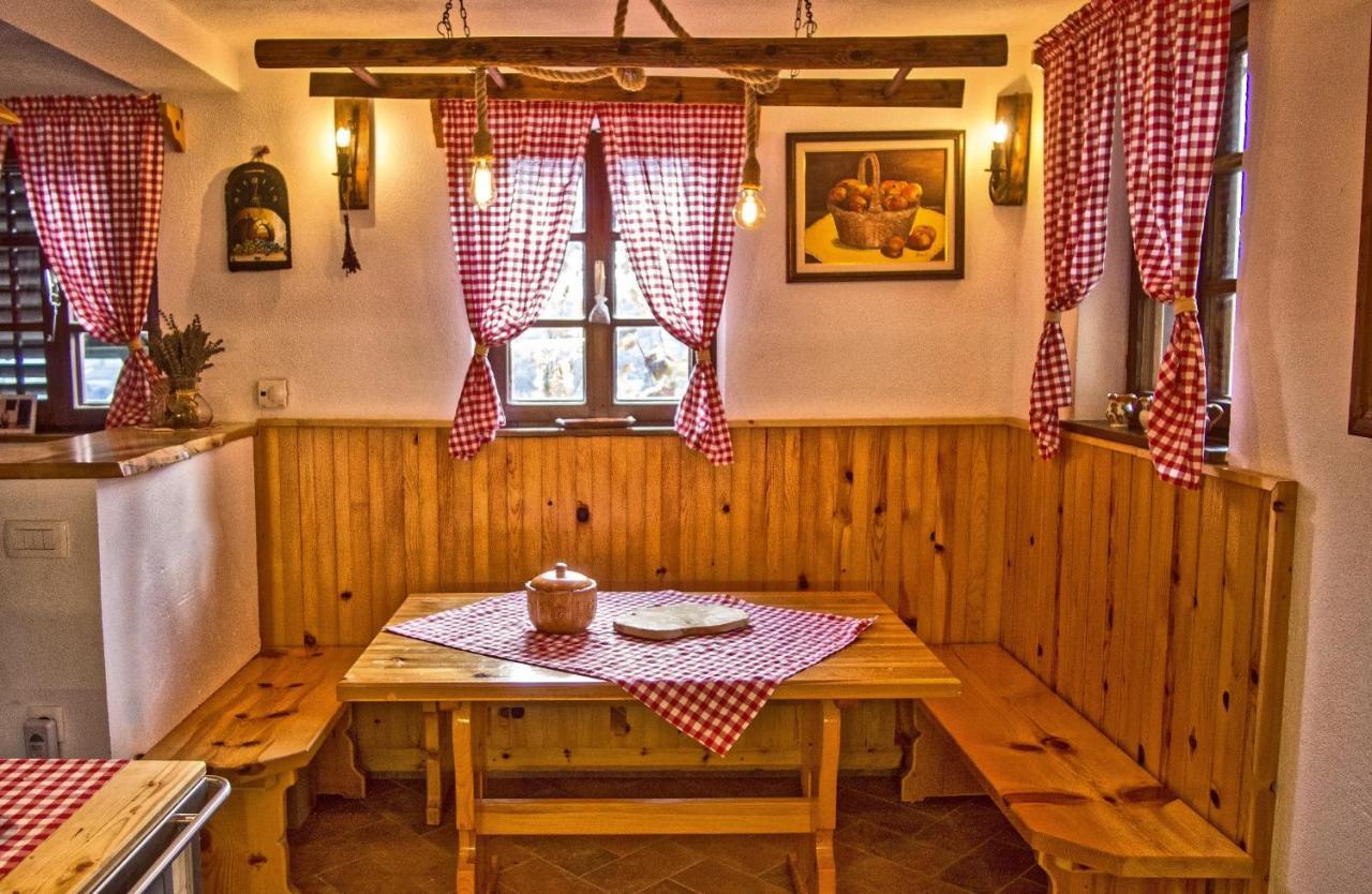 Vineyard Cottage Podrzaj Otočec Екстериор снимка